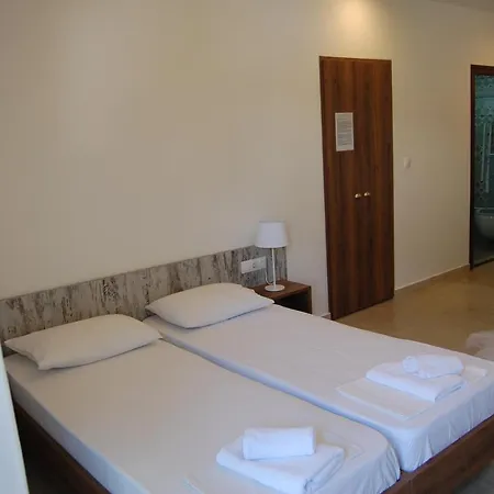 Giorgos Square Apartment *